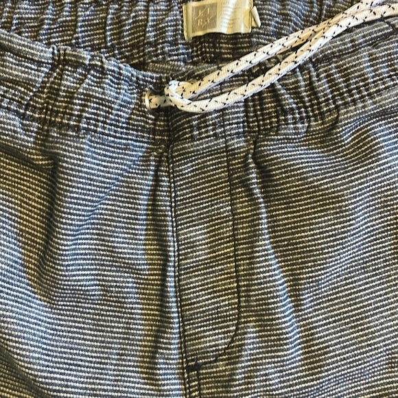 LIRA XL medium weight cotton/poly blend medium indigo with white pinstripe - Picture 4 of 8